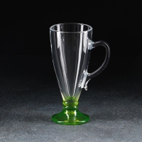 Кружка &laquo;Яркость&raquo;, стеклянная, 250 мл, цветное дно