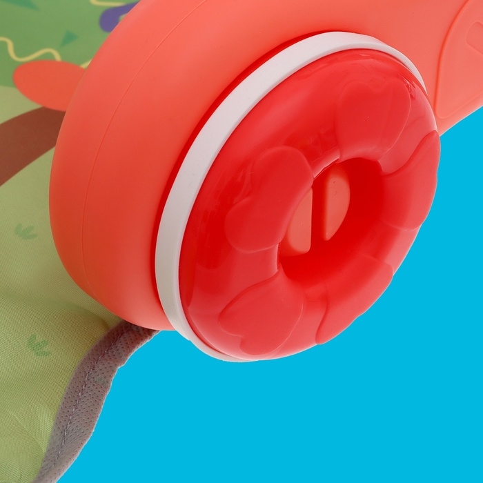 Развивающий коврик-каталка &laquo;Сафари&raquo;, 2 в 1, звуковые эффекты, цвет красный