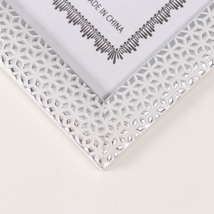 Фоторамка пластик формат А4 "Серебристые кристаллы" белая 1,3х25,4х34,1 см