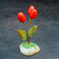 Сувенир &laquo;Земляничка&raquo;, 6&times;8,5 см, селенит