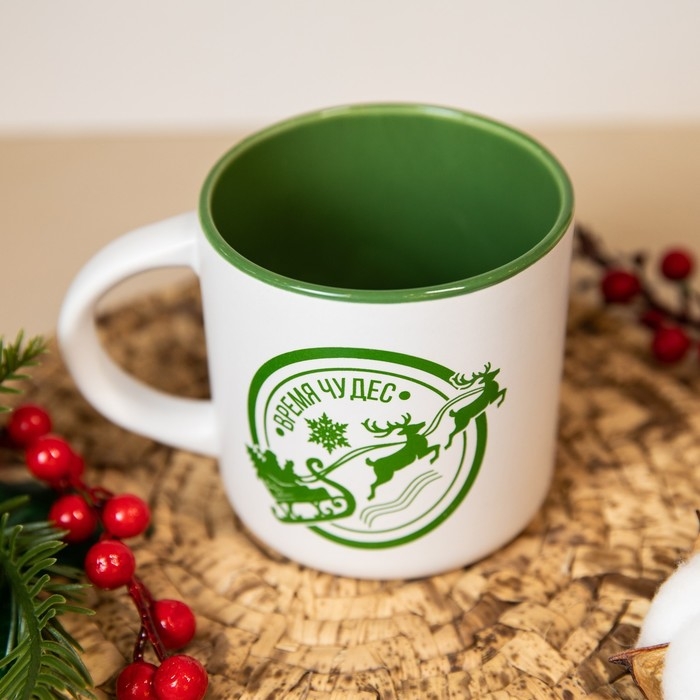 Кружка новогодняя керамическая &laquo;Время чудес&raquo;, 380 мл, цвет белый