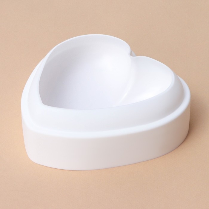 Форма для выпечки и муссовых десертов KONFINETTA &laquo;Сердце&raquo;, силикон, 15,5&times;15,5&times;5,5 см, цвет белый