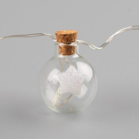 Гирлянда &laquo;Нить&raquo; 1.6 м с насадками &laquo;Шарики со звездой&raquo;, IP20, серебристая нить, 15 LED, батарейки ААх2 (нет в комплекте), свечение тёплое белое