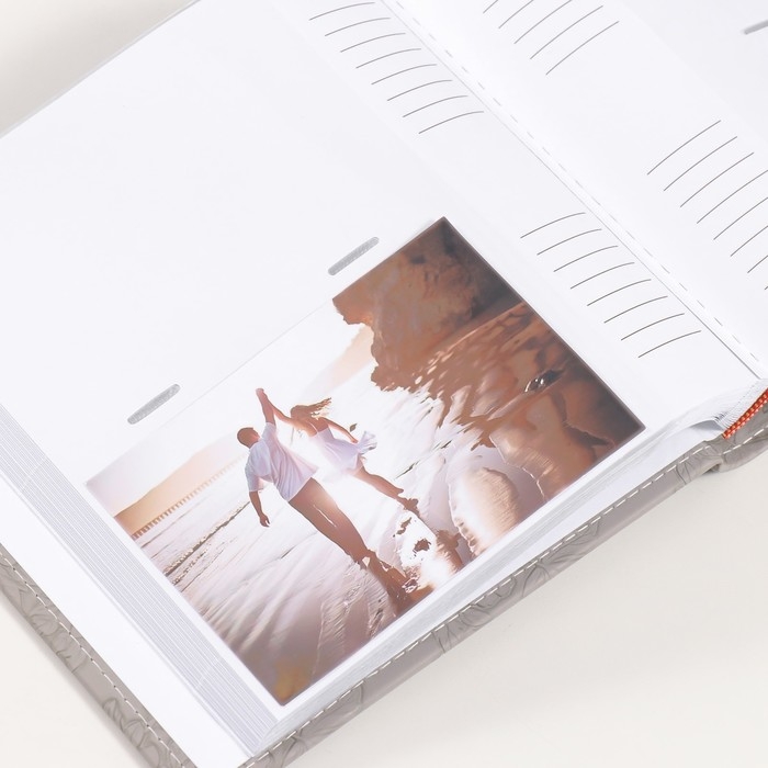 Фотоальбом на 200 фото 10х15 см кожзам "Цветочная текстура" бумажные листы серый 5х23х22 см   104996