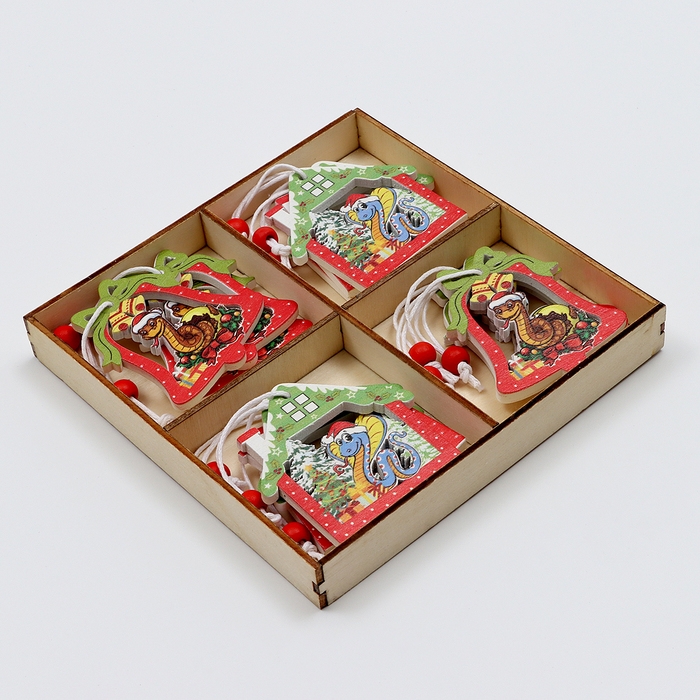 Набор подвесок в деревянной подарочной упаковке, 12 шт. Набор подвесок в деревянной подарочной упаковке, 12 шт.