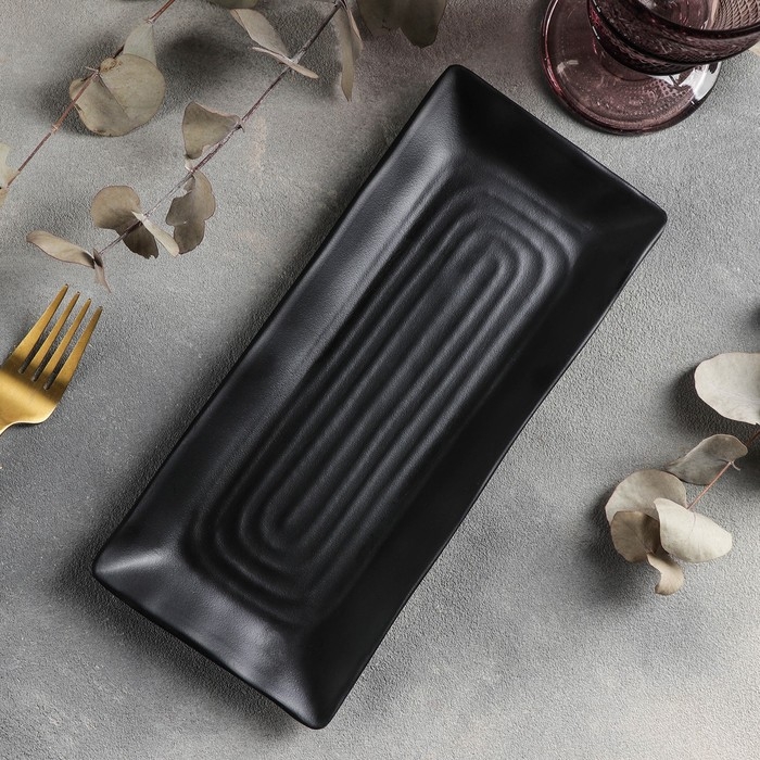 Блюдо &laquo;Чёрный Восток&raquo;, 26&times;11,3&times;1,5 см, цвет чёрный