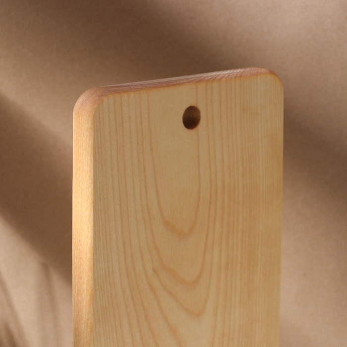 Доска разделочная c отверстием Adelica, 24&times;15&times;1,8 см, покрыта маслом, цельная берёза