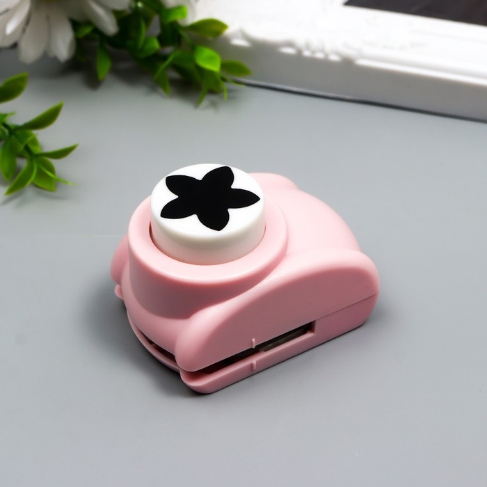 Дырокол фигурный Дырокол фигурный "Цветочек" d=2,5 см 5х5х4 см МИКС