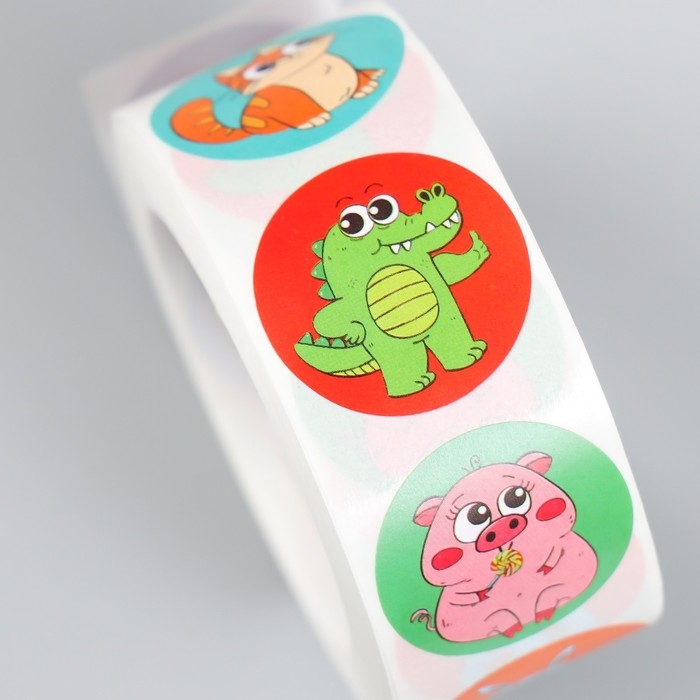Наклейка бумага Наклейка бумага "Весёлый зоопарк" d=2,5 см 500 шт в рулоне 3х6,5х6,5 см