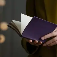 Ежедневник Flat Mini, недатированный, иссиня-черный Ежедневник Flat Mini, недатированный, иссиня-черный