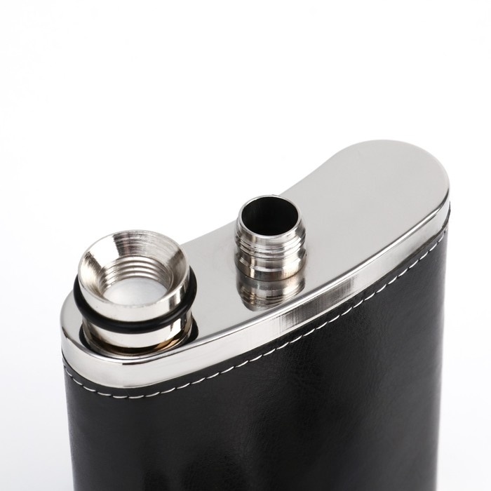 Фляжка для алкоголя и воды, нержавеющая сталь, чехол, 240 мл, 8 oz, 3 стопки и воронка Фляжка для алкоголя и воды, нержавеющая сталь, чехол, 240 мл, 8 oz, 3 стопки и воронка