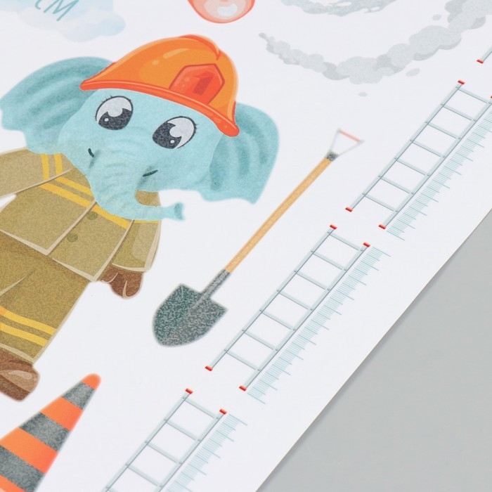 Наклейка интерьерная цветная ростомер Наклейка интерьерная цветная ростомер "Пожарная машина" 50х70 см