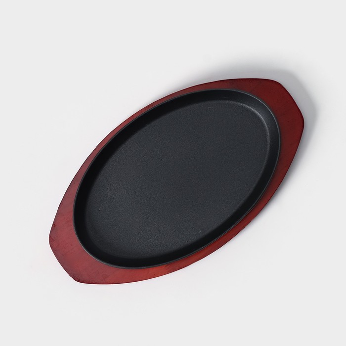 Сковорода чугунная &laquo;Овал&raquo;, 26,5&times;16,5 см, на деревянной подставке