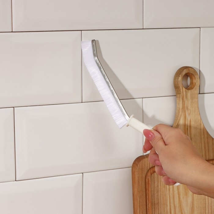 Щётка для очистки узких мест Доляна, 23&times;2 см, цвет белый