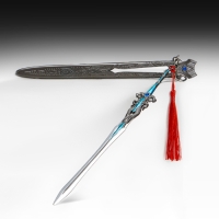 Сувенирное оружие подвесное мини "Меч Арта", брелок, 27 см, серебристый с голубым Сувенирное оружие подвесное мини "Меч Арта", брелок, 27 см, серебристый с голубым