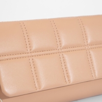 Сумка-клатч на клапане, цвет бежевый Сумка-клатч на клапане, цвет бежевый