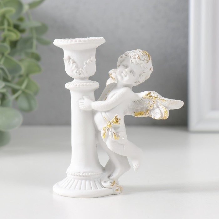 Подсвечник полистоун на 1 свечу Подсвечник полистоун на 1 свечу "Ангел на колонне" d-1,2 см белый с золотом 9,8х8х7 см
