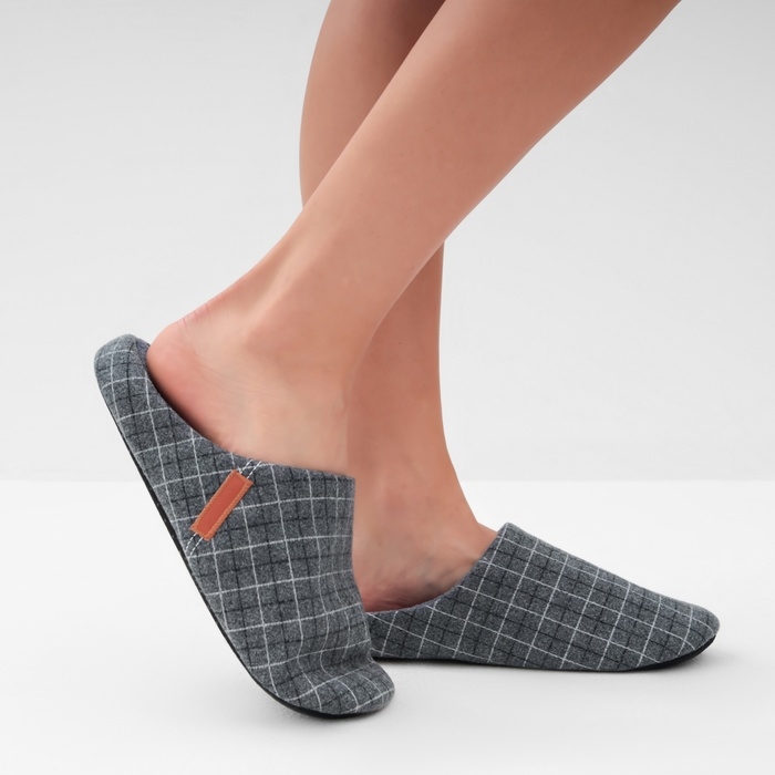 Тапочки женские, размер 38-39, цвет серый Тапочки женские, размер 38-39, цвет серый