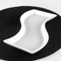 Блюдо фарфоровое Wilmax, 24&times;11 см, цвет белый