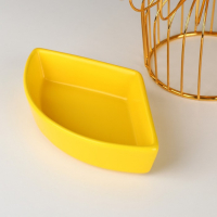 Менажница керамическая 3 ячейки на металлической подставке «Богема», 22×14 см, цвет жёлтый Менажница керамическая 3 ячейки на металлической подставке «Богема», 22×14 см, цвет жёлтый