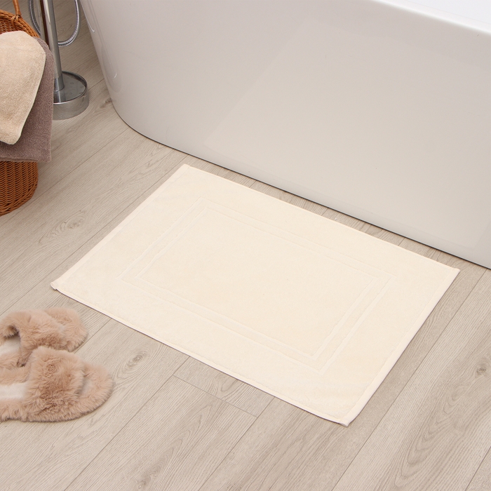 Коврик махровый Этель Classic, цв. молочный, 50х70 см, 100% хлопок, 730 г/м2 Коврик махровый Этель Classic, цв. молочный, 50х70 см, 100% хлопок, 730 г/м2