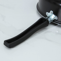 Сотейник Promo, 3,5 л, d=26 см, h=8 см, стеклянная крышка, пластиковая ручка, антипригарное покрытие, цвет чёрный Сотейник Promo, 3,5 л, d=26 см, h=8 см, стеклянная крышка, пластиковая ручка, антипригарное покрытие, цвет чёрный