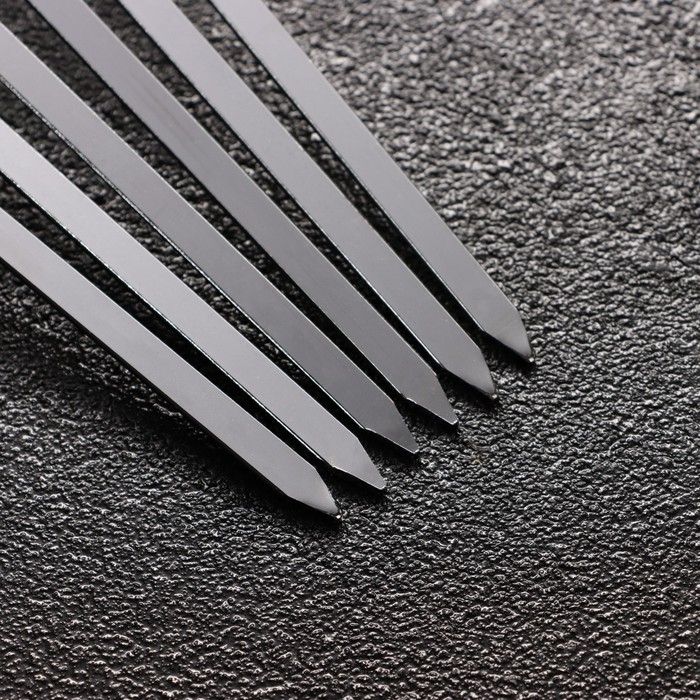 Набор шампуров 6 шт, рабочая часть - 32 см, ширина - 4 мм, толщина - 2 мм, с мет. ручкой Набор шампуров 6 шт, рабочая часть - 32 см, ширина - 4 мм, толщина - 2 мм, с мет. ручкой