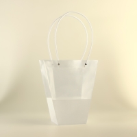 Сумка для цветов прозрачная, влагостойкая, белая, 26х24х12 см