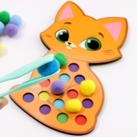 Сортер деревянный &laquo;Котёнок&raquo; с помпонами и пинцетом, 15 х 21 см