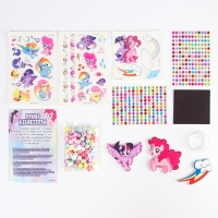 Набор с прядями, тату, стразами, в сумочке «Набор красоты для творчества» My little pony Набор с прядями, тату, стразами, в сумочке «Набор красоты для творчества» My little pony