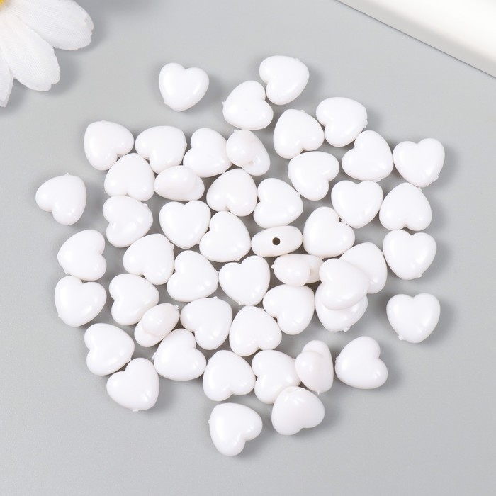 Бусины пластик "Сердечко белоснежное" набор 20 гр 0,6х1х1 см