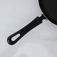 Сковорода &laquo;Эксперт&raquo;, d=24 см, пластиковая ручка, антипригарное покрытие, цвет бордовый