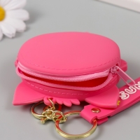 Брелок кошелёк с карабином, ремешком силикон "Котёнок с цветочком" 3х8,5х8,3 см Брелок кошелёк с карабином, ремешком силикон "Котёнок с цветочком" 3х8,5х8,3 см