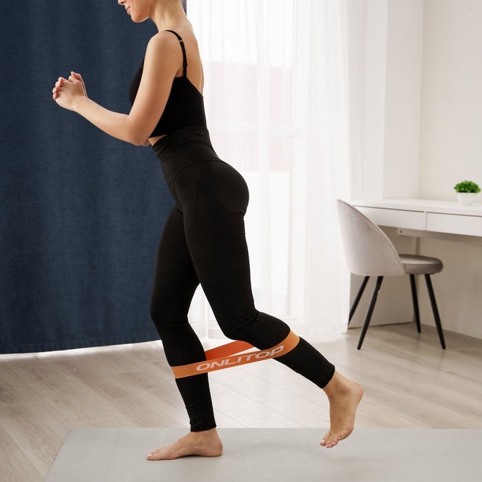 Набор фитнес-резинок ONLYTOP: нагрузка 10, 15, 20, 25, 30 кг, 5 шт., 30х5 см Набор фитнес-резинок ONLYTOP: нагрузка 10, 15, 20, 25, 30 кг, 5 шт., 30х5 см