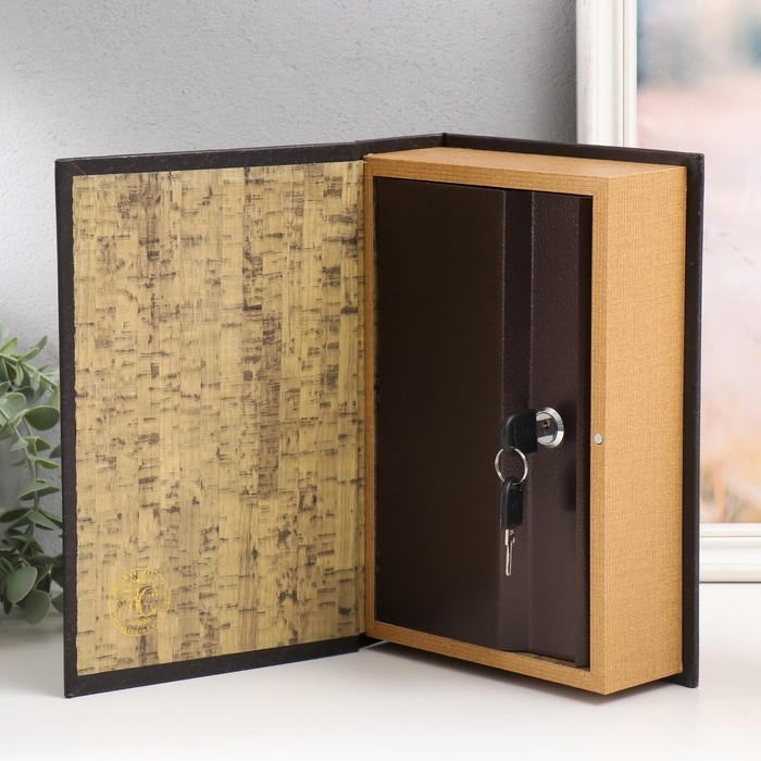 Сейф-книга дерево кожзам "Корабль и шторм" 27х18х7 см