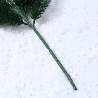 Декор &laquo;Ветвь пушистой ели&raquo;