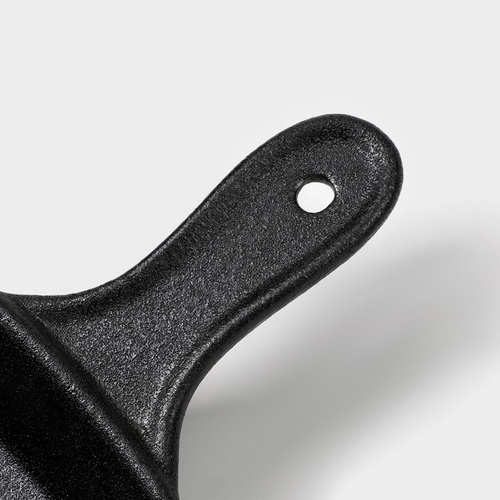 Блюдо керамическое для подачи Magistro Carbon, 28×19×4 см, цвет чёрный Блюдо керамическое для подачи Magistro Carbon, 28×19×4 см, цвет чёрный