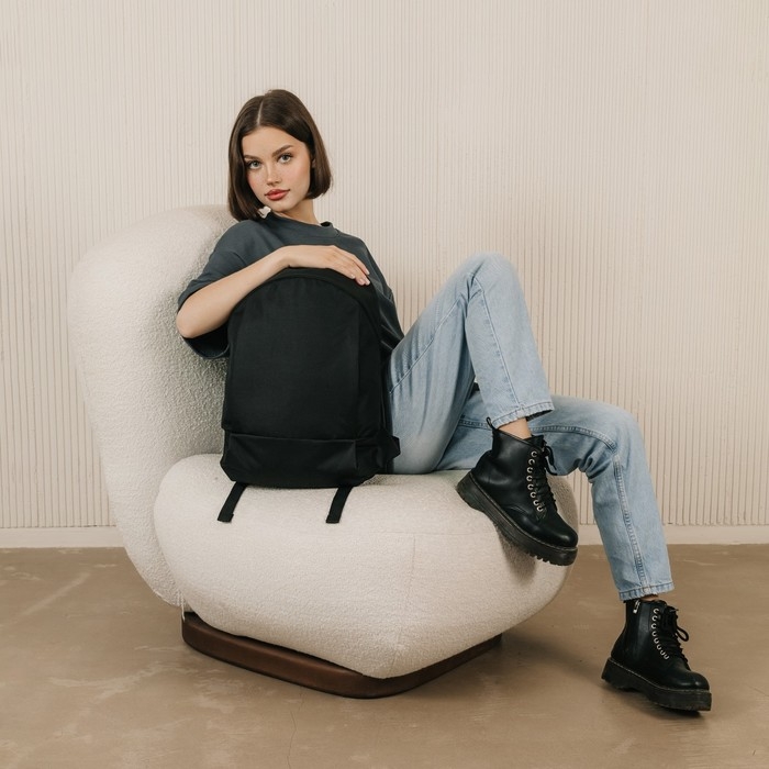 Рюкзак школьный текстильный 46х30х10 см, вертикальный карман, цвет чёрный