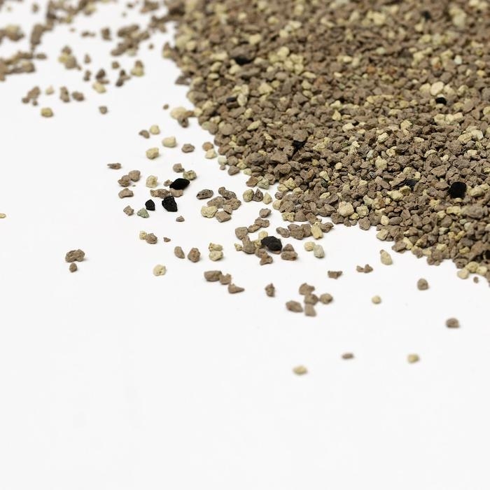 Наполнитель минеральный комкующийся Наполнитель минеральный комкующийся "Котяра" с активированным углем, 10 л