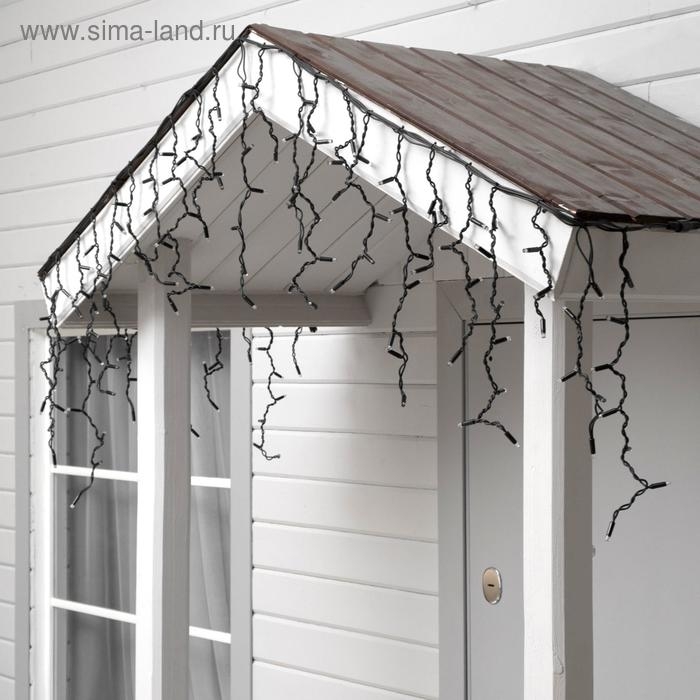 Гирлянда Гирлянда "Бахрома" 3 х 0.6 м , IP65, УМС, тёмная нить каучук, 108 LED, свечение белое, 220 В