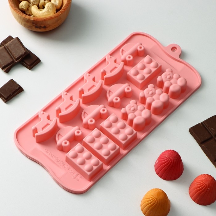 Форма для конфет и шоколада Доляна &laquo;Детские игрушки&raquo;, силикон, 21&times;11 см, 15 ячеек (3,5&times;2 см), цвет МИКС