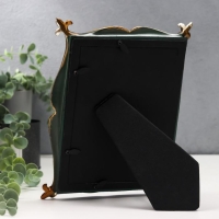 Фоторамка полистоун 10х15 см "Геральдическая лилия в углах" зелёная с золотом 19х15 см Фоторамка полистоун 10х15 см "Геральдическая лилия в углах" зелёная с золотом 19х15 см