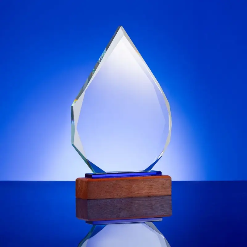 Стела Glory Daze Стела Glory Daze