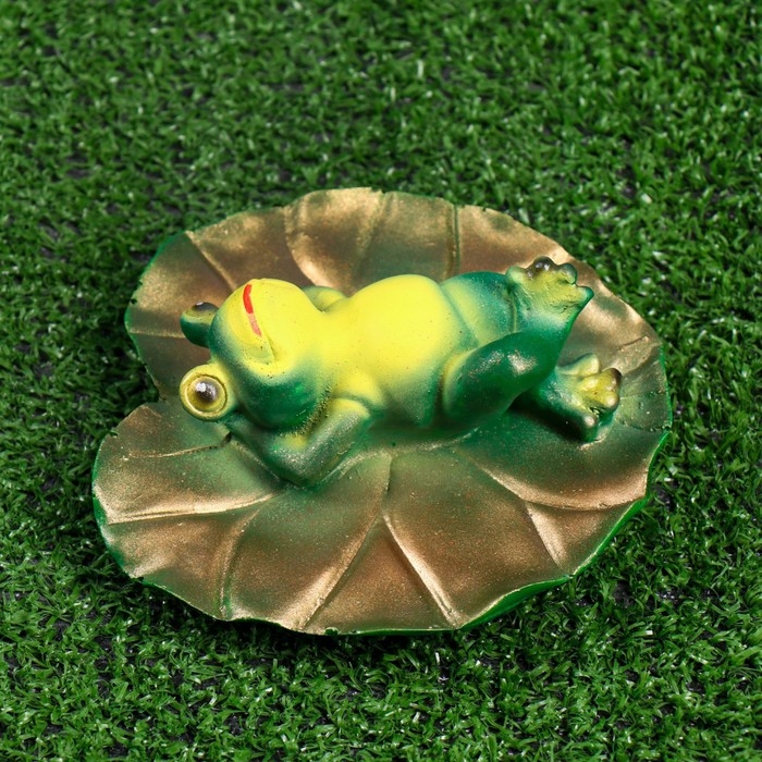 Садовая фигура Садовая фигура "Лягушка на спине" 13х6см