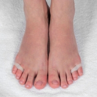 Корректоры - разделители для пальцев ног, на 2 пальца, силиконовые, 3,5 × 1,5 см, пара, цвет белый Корректоры - разделители для пальцев ног, на 2 пальца, силиконовые, 3,5 × 1,5 см, пара, цвет белый