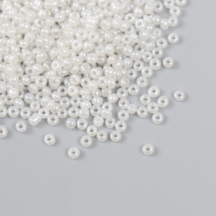 Бисер Бисер "Астра" 11/0, 20 гр (141 белый/жемчужный)