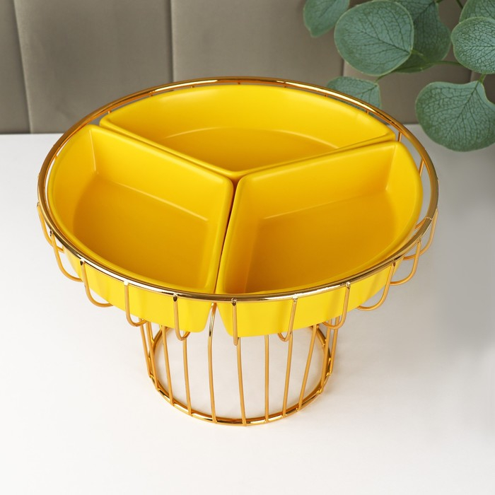 Менажница керамическая 3 ячейки на металлической подставке «Богема», 22×14 см, цвет жёлтый Менажница керамическая 3 ячейки на металлической подставке «Богема», 22×14 см, цвет жёлтый