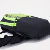 Рюкзак туристический с расширением, 7 л, наружный карман, цвет чёрный/зелёный