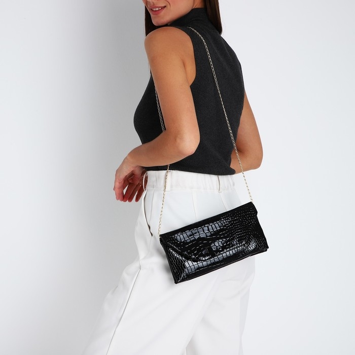 Сумка-клатч на магните, цвет чёрный