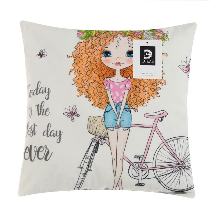 Наволочка декоративная Этель Девичьи истории &laquo;Прогулка&raquo; 40х40 см, велюр